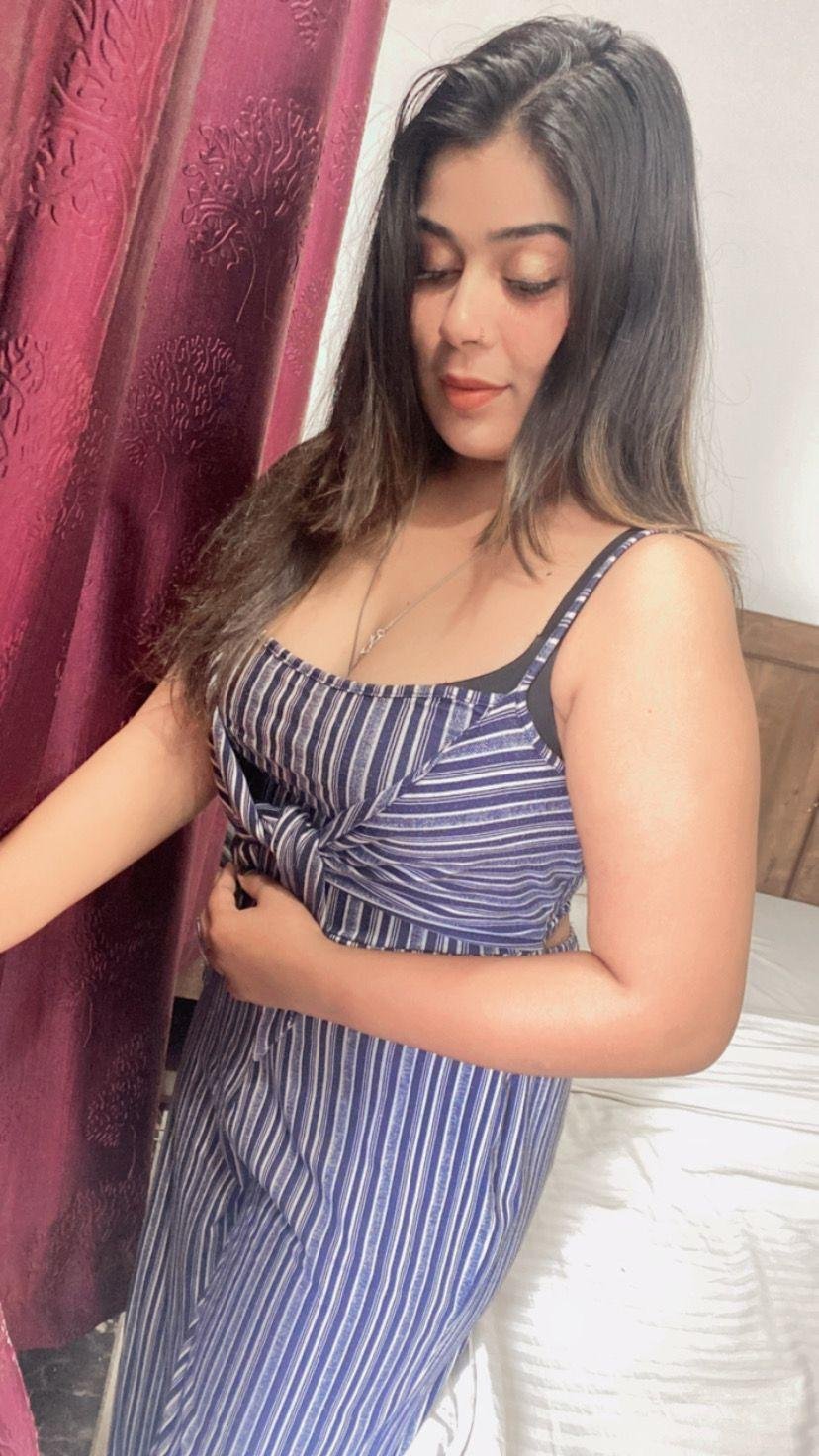  call girls service in Preet Vihar